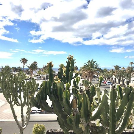 Cozzy Apartment Con Vista Al Mar Costa Teguise Eksteriør billede