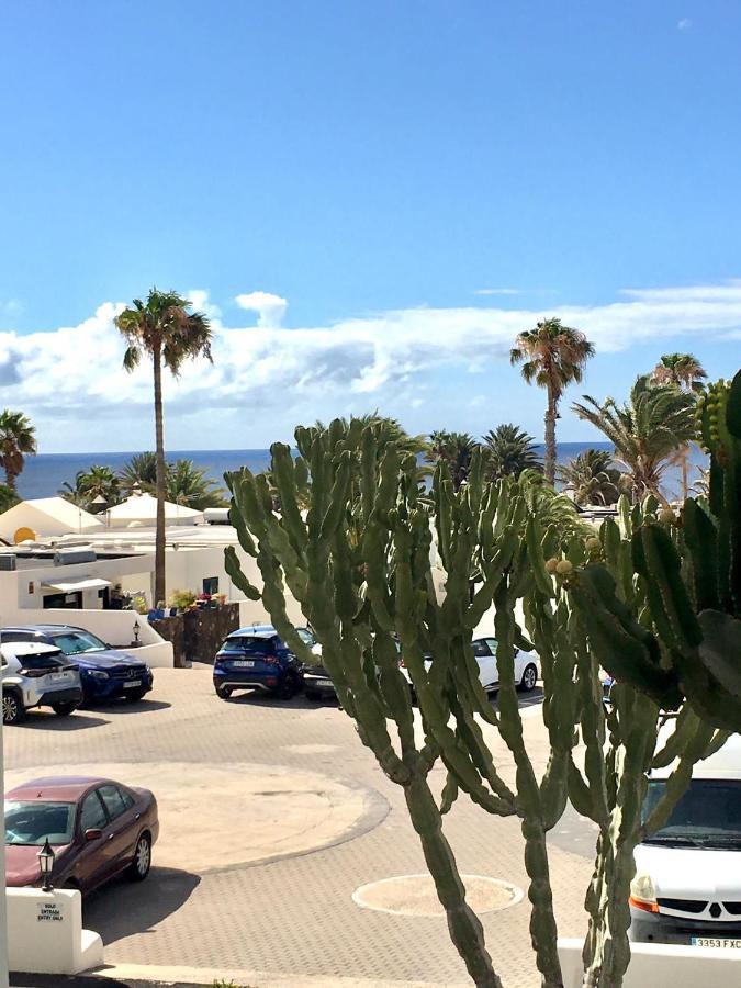 Cozzy Apartment Con Vista Al Mar Costa Teguise Eksteriør billede